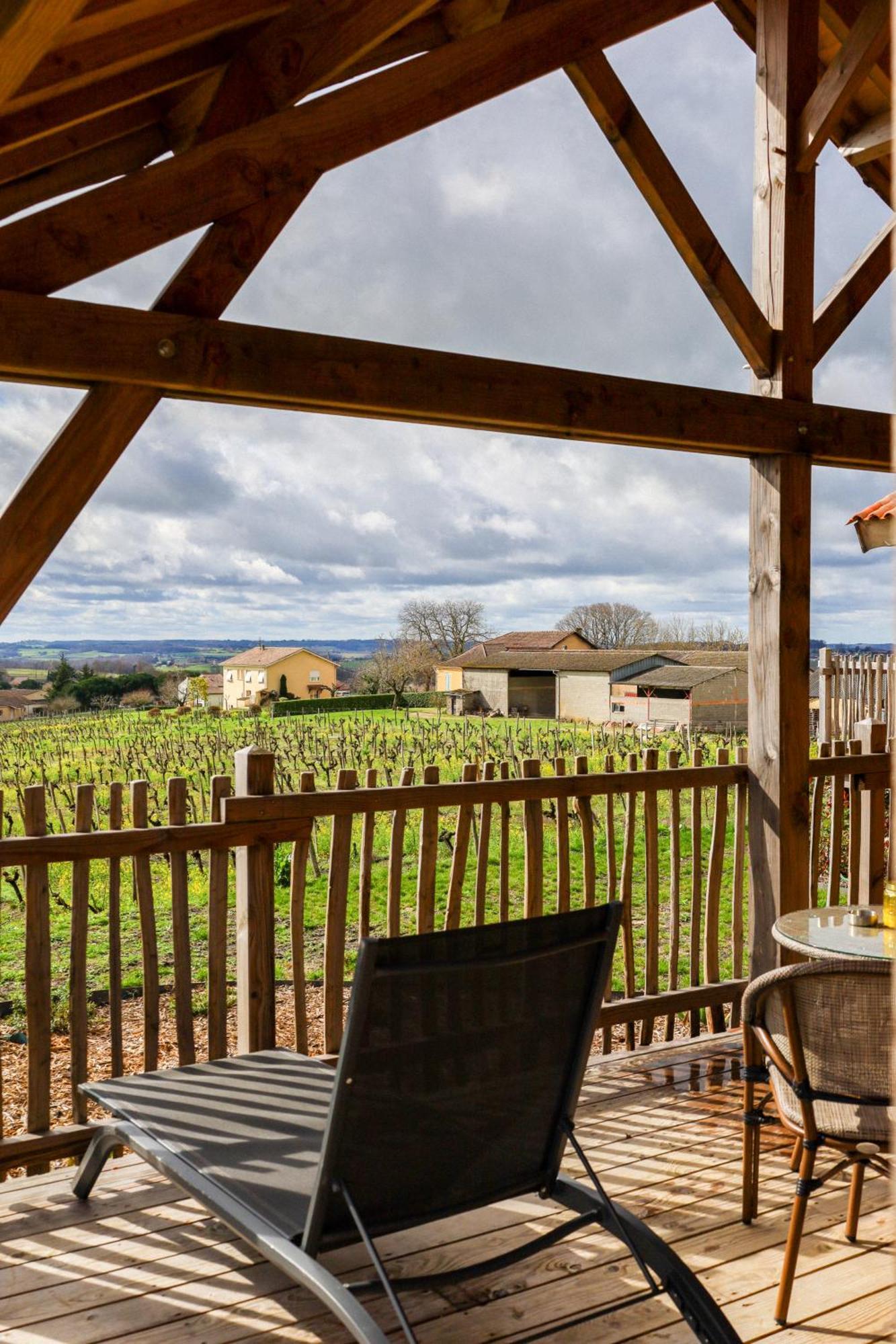 Le Domaine De La Tour Des Vents Bed & Breakfast Бержерак Екстериор снимка