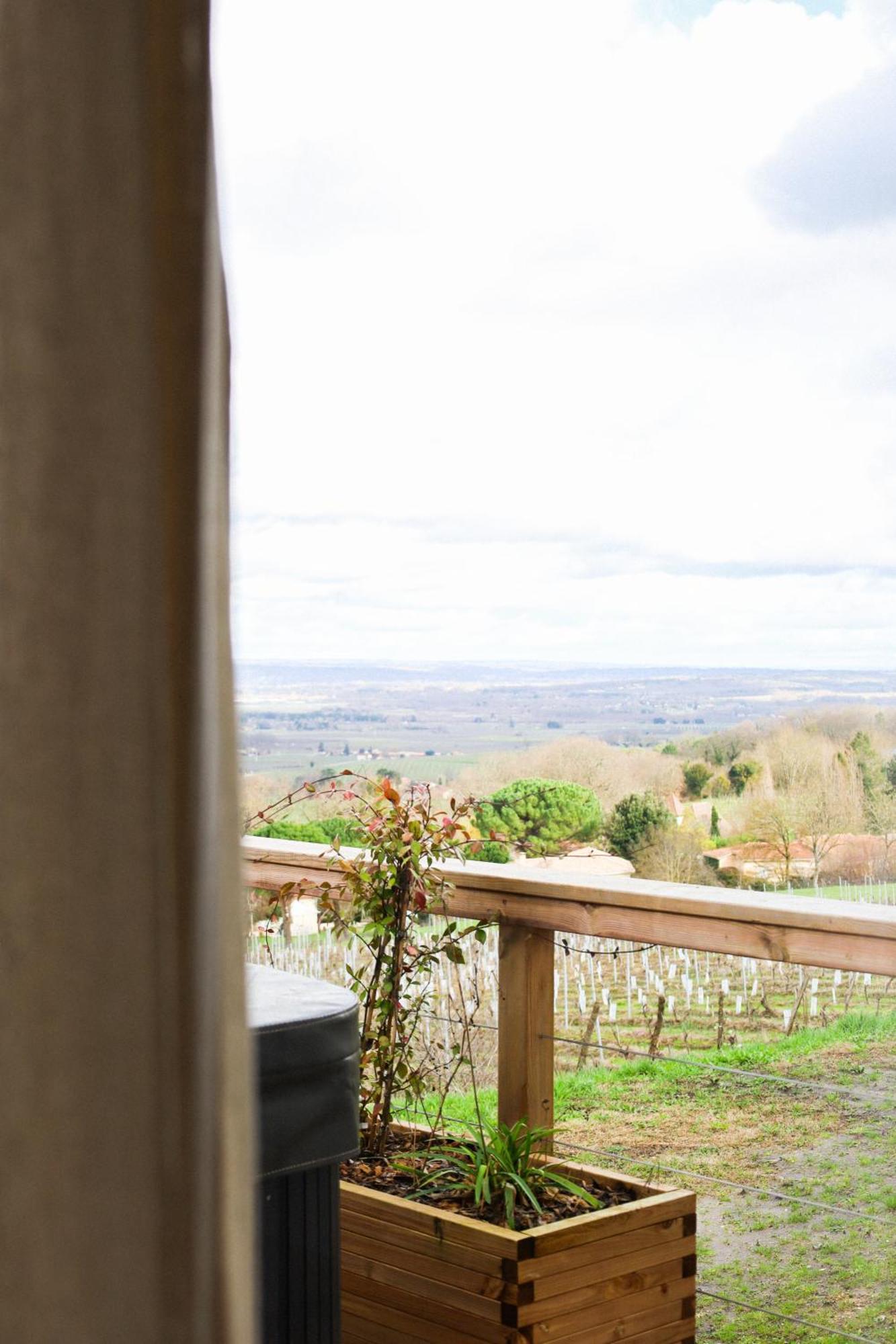Le Domaine De La Tour Des Vents Bed & Breakfast Бержерак Екстериор снимка