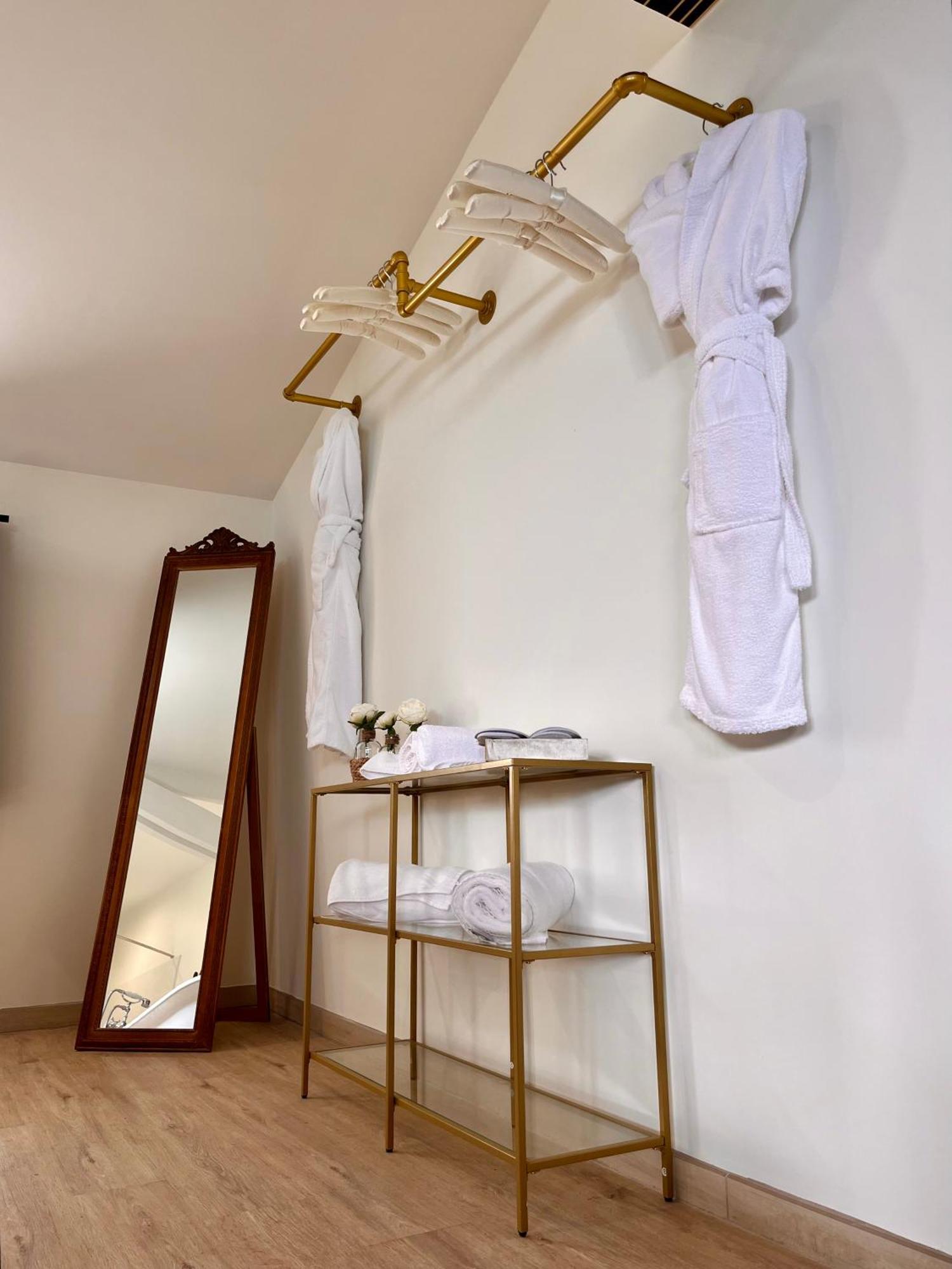 Le Domaine De La Tour Des Vents Bed & Breakfast Бержерак Екстериор снимка